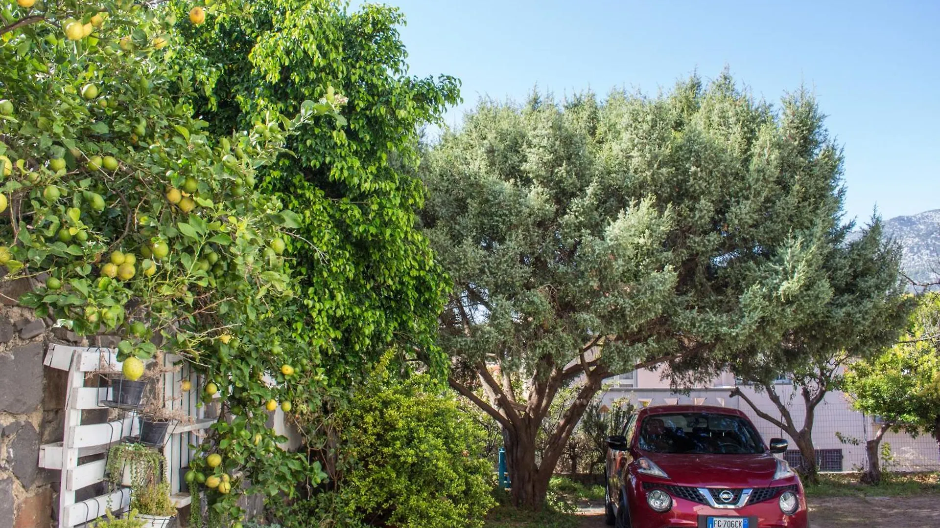 Residenze Branca III Seaview Apartment Orosei